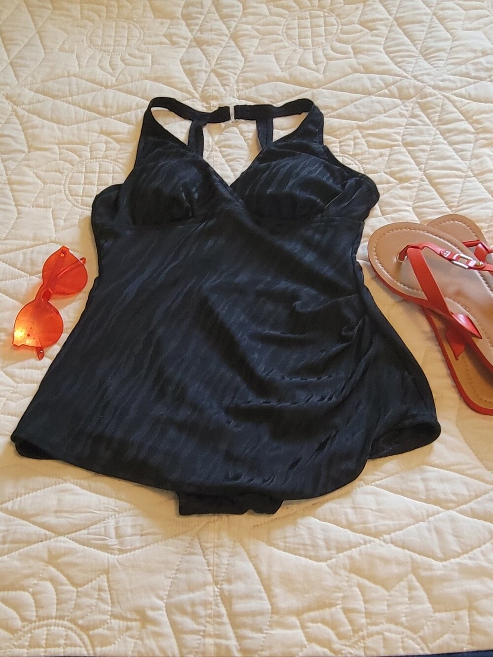 Suddenly Slim By Catalina black halter pin up one piece support swimdress. 8-10